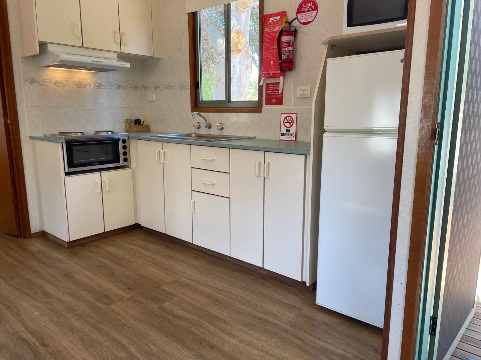 Cobar Caravan Park מראה חיצוני תמונה