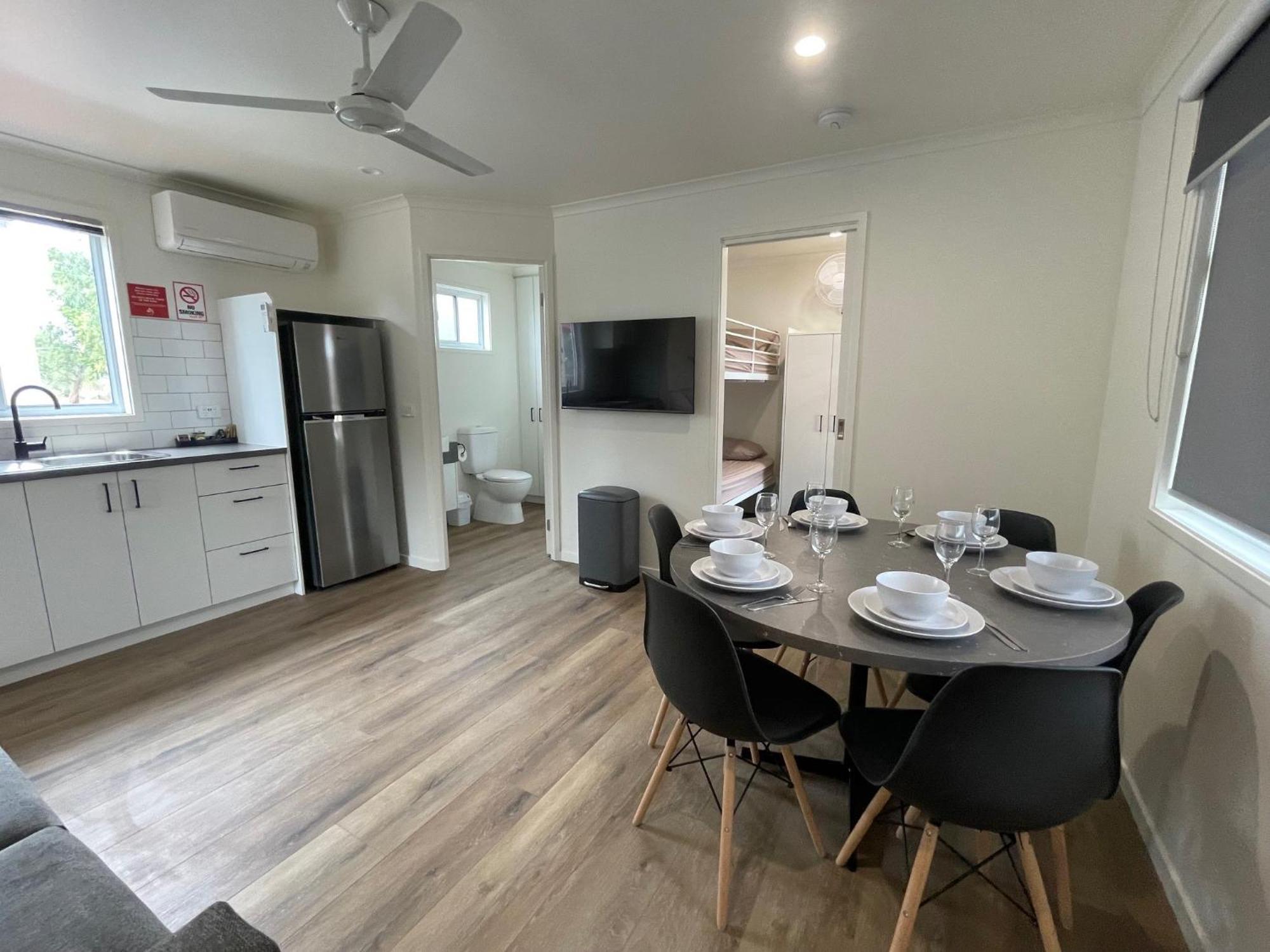 Cobar Caravan Park מראה חיצוני תמונה